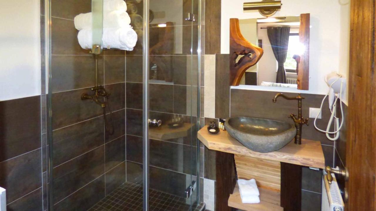 Haus Der 5 Kontinente Apartman Böbrach Kültér fotó