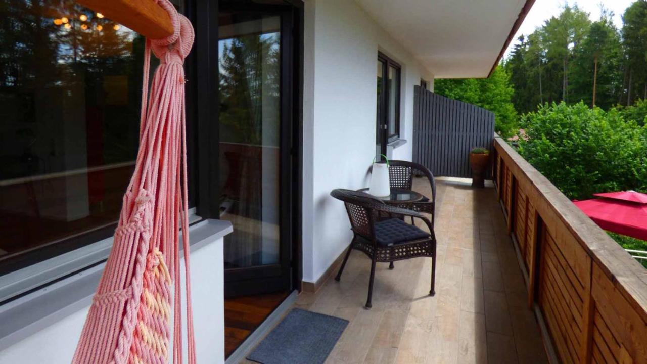 Haus Der 5 Kontinente Apartman Böbrach Kültér fotó