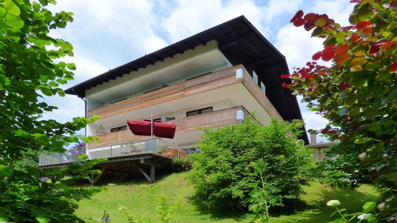 Haus Der 5 Kontinente Apartman Böbrach Kültér fotó