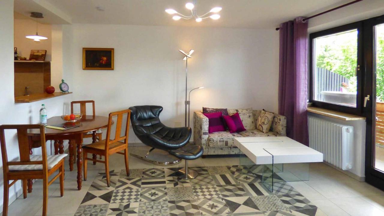 Haus Der 5 Kontinente Apartman Böbrach Kültér fotó