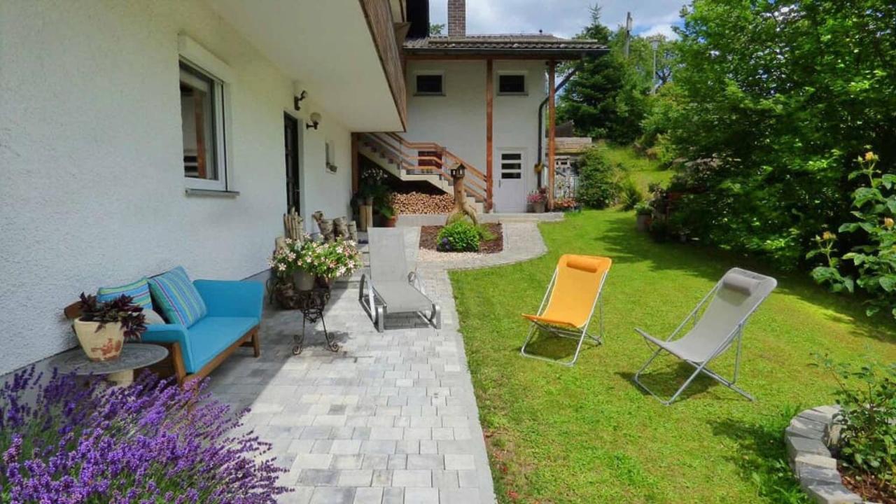 Haus Der 5 Kontinente Apartman Böbrach Kültér fotó
